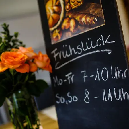 מלון Filderhof ליינפלדן-אכטרדינגן