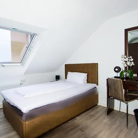 Filderhof 3*